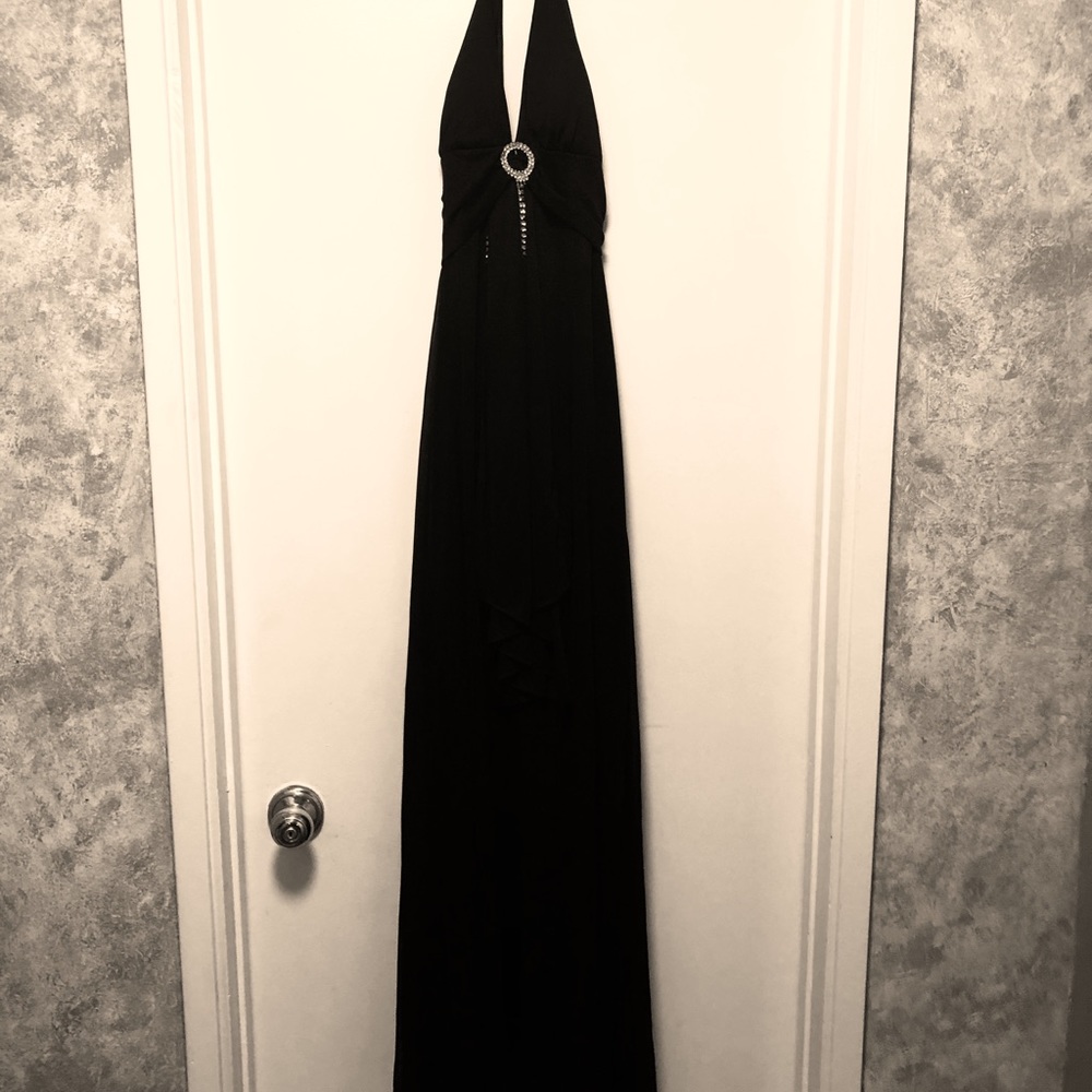 B.Smart cocktail Dress A-line Black solid. Material polyester handwash
